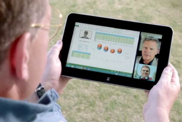 Un nuevo anuncio de Microsoft se burla del iPad de nuevo